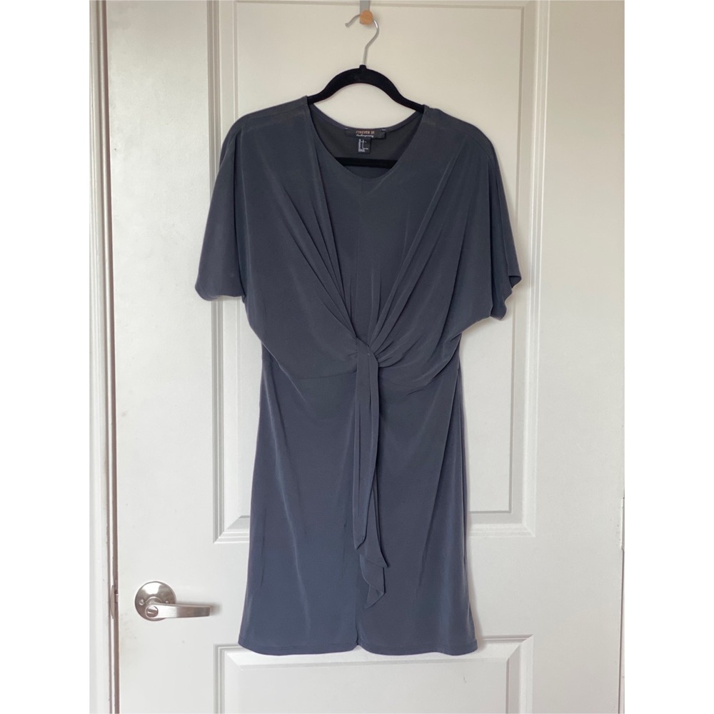 Forever 21, fitted size large